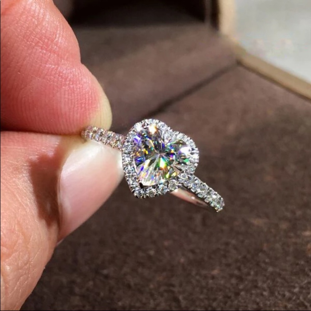 925 STERLING SILVER CUBIC ZIRCON HEART RING - Picture 4 of 13